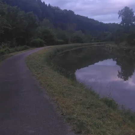 Casa de Férias Chez Alain Fontenoy-le-Château