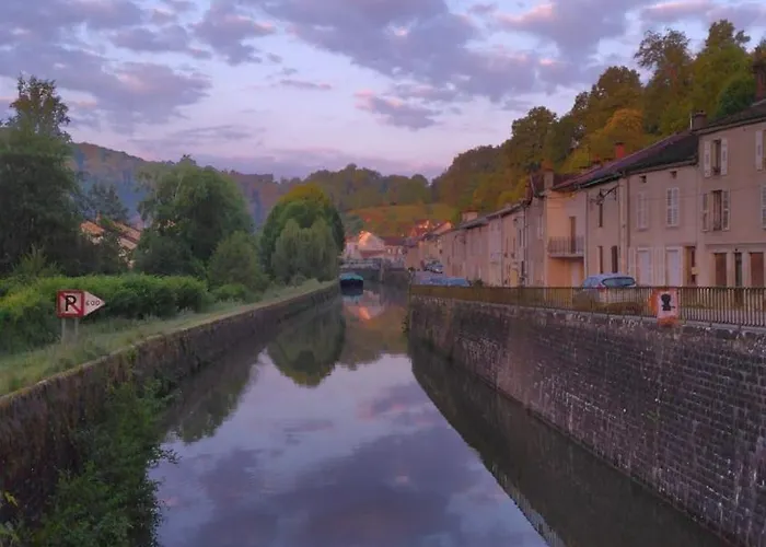 Chez Alain 度假居 Fontenoy-le-Château