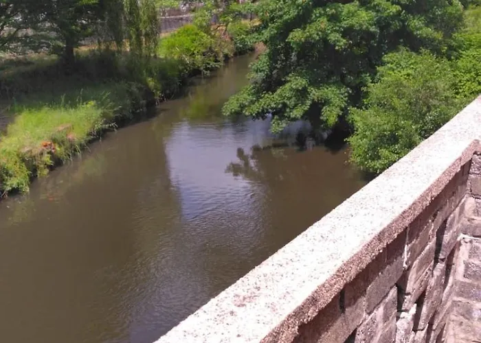 Chez Alain 度假居 *